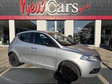 Lancia Ypsilon 1.2 69 CV 5 porte Gold