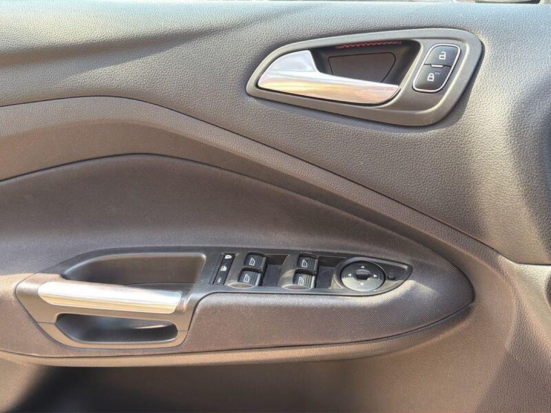 Ford C-Max 1.5 EcoBlue 120cv S&S Business