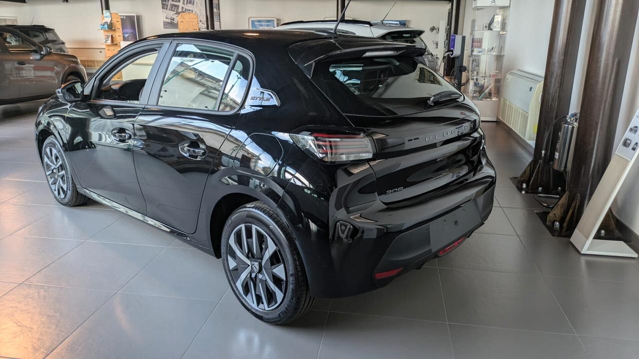 Peugeot 208 100 STYLE