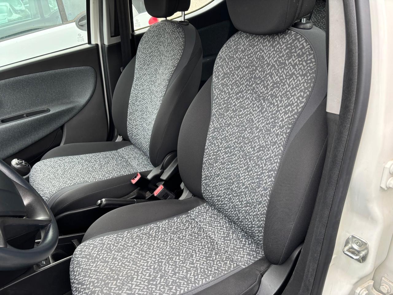 Lancia Ypsilon 1.2 69 CV 5 porte Ecochic Elefantino Blu