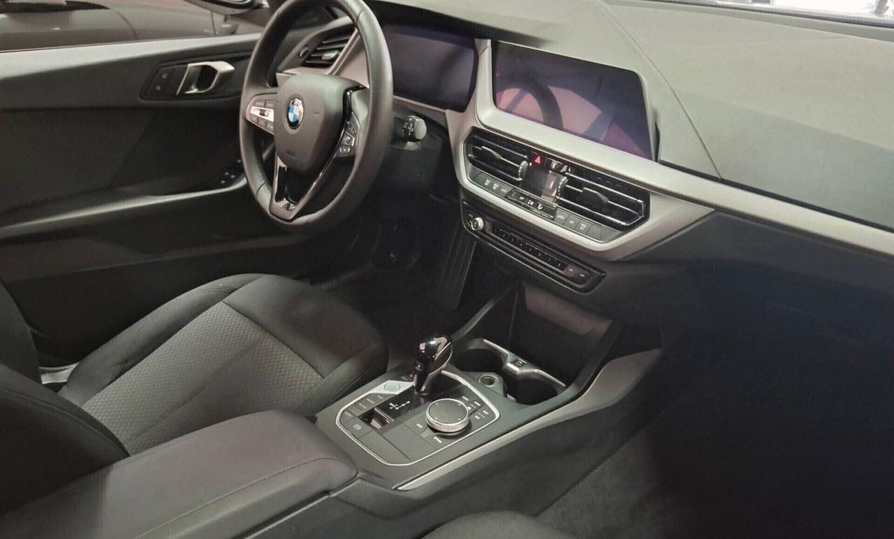 Bmw 116D 5p. Cambio automatico full optional
