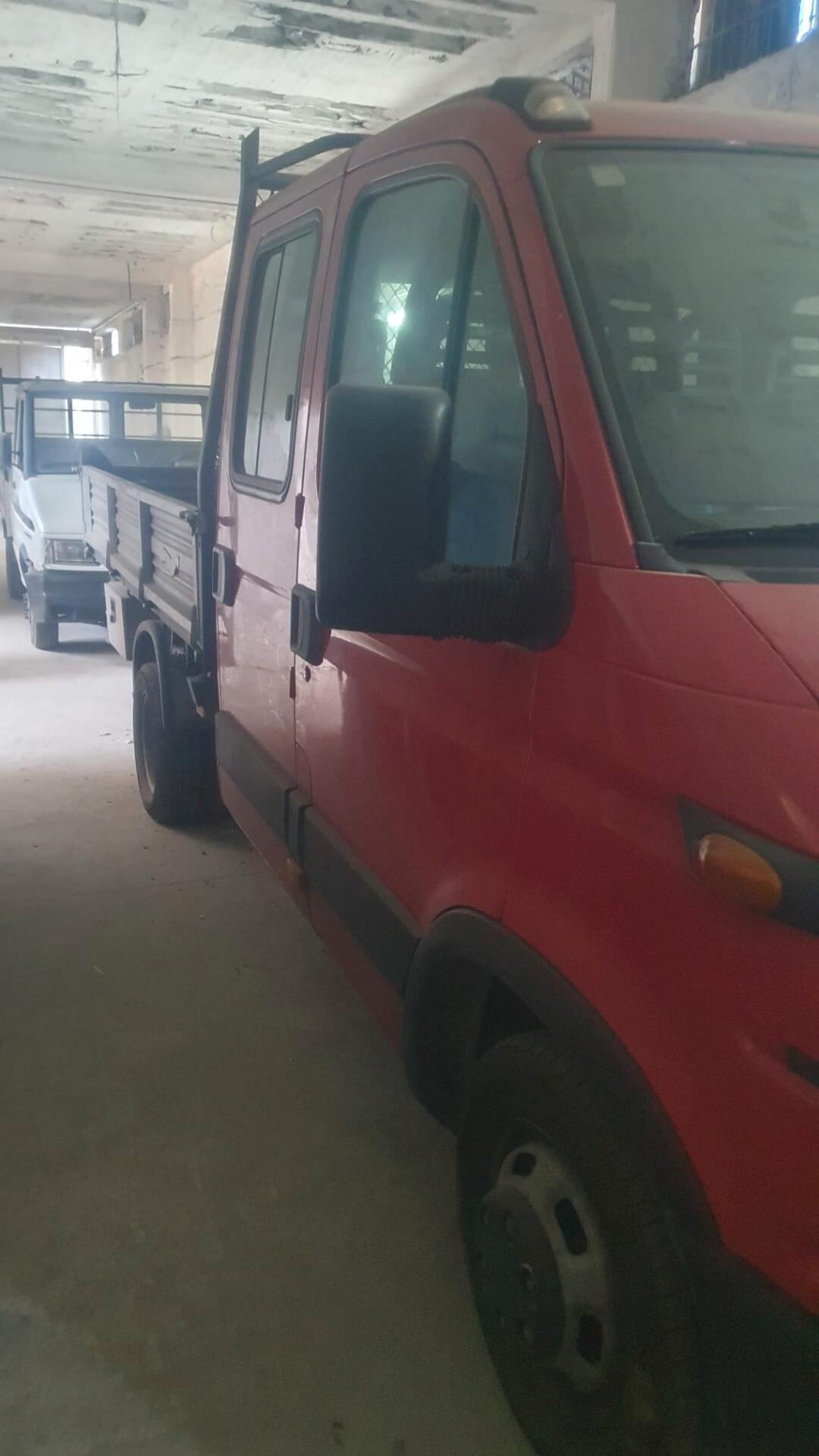 iveco daily 35c11 doppia cabina ribaltabile