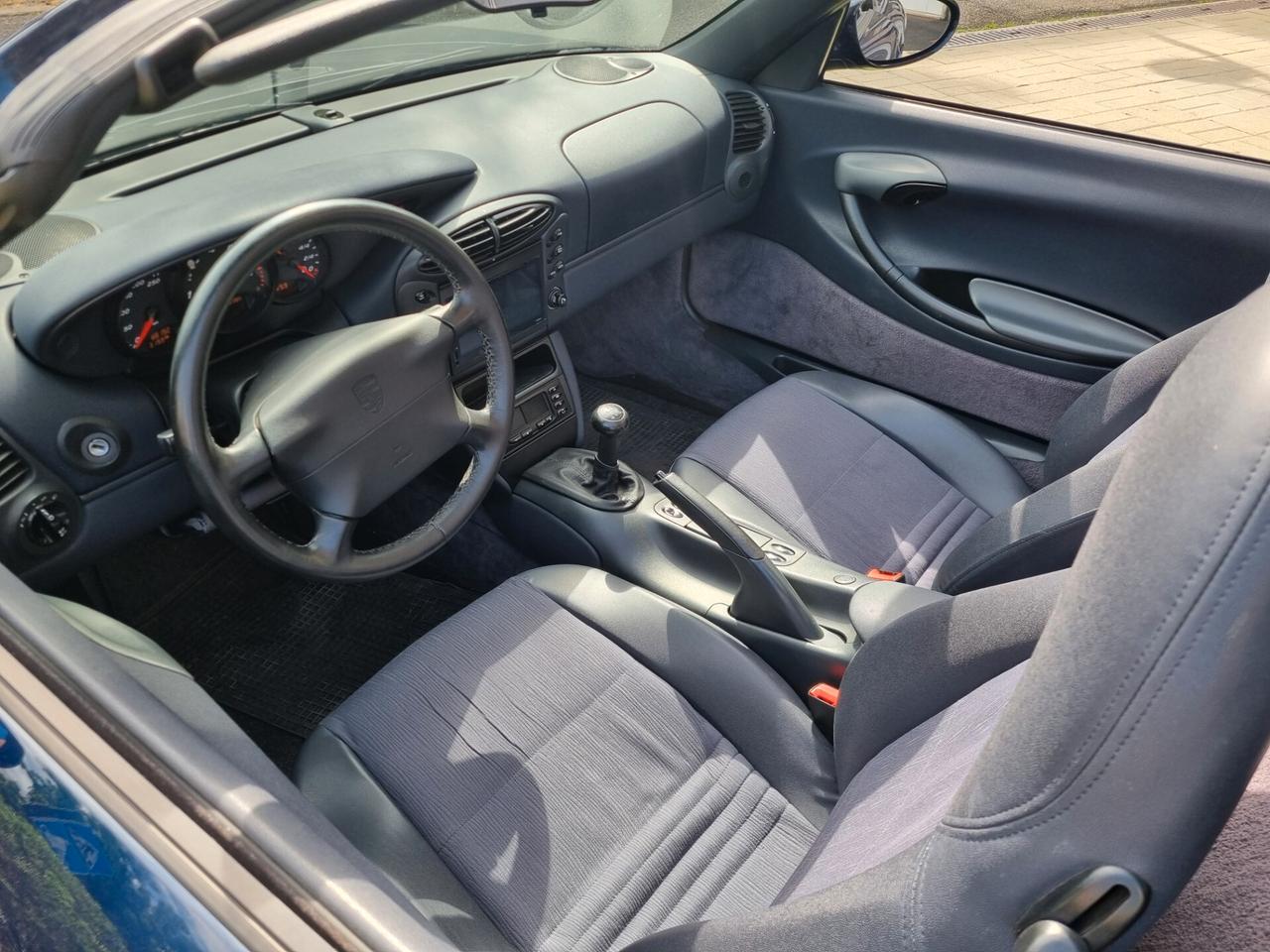 Porsche Boxster 2.5i 24V targa oro Asi