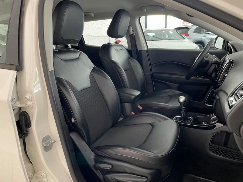 Jeep Compass 1.6 Multijet II 2WD Night Eagle
