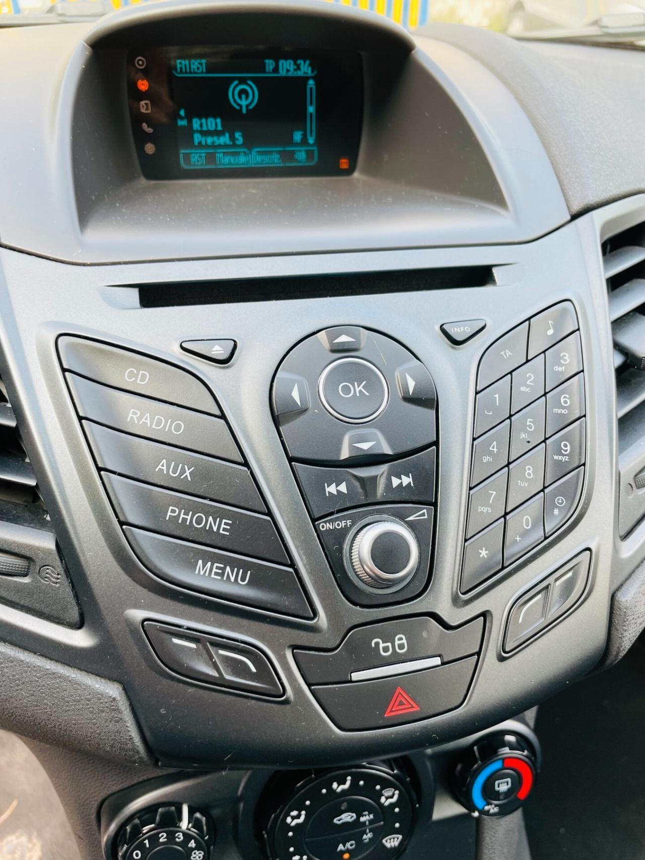 Ford Fiesta 1.4 5P GPL Business - 2015