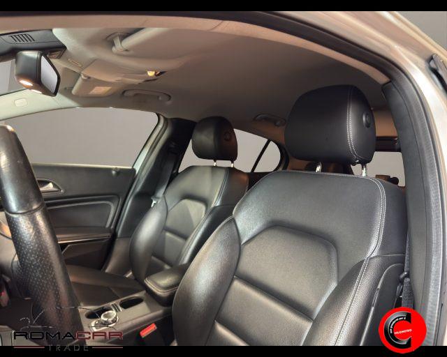 MERCEDES-BENZ GLA 180 Business