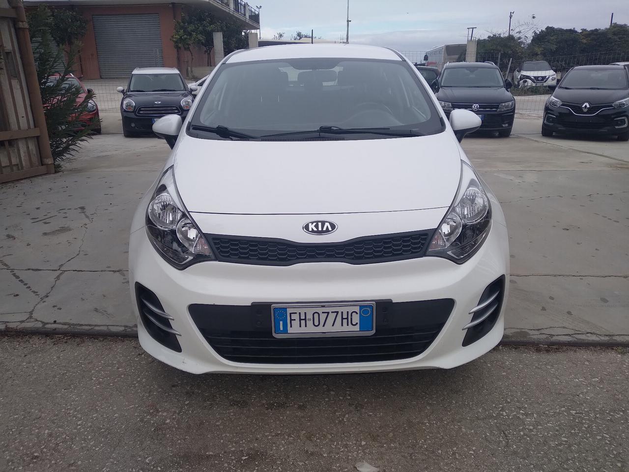 Kia Rio 1.1 CRDi 5p. Cool