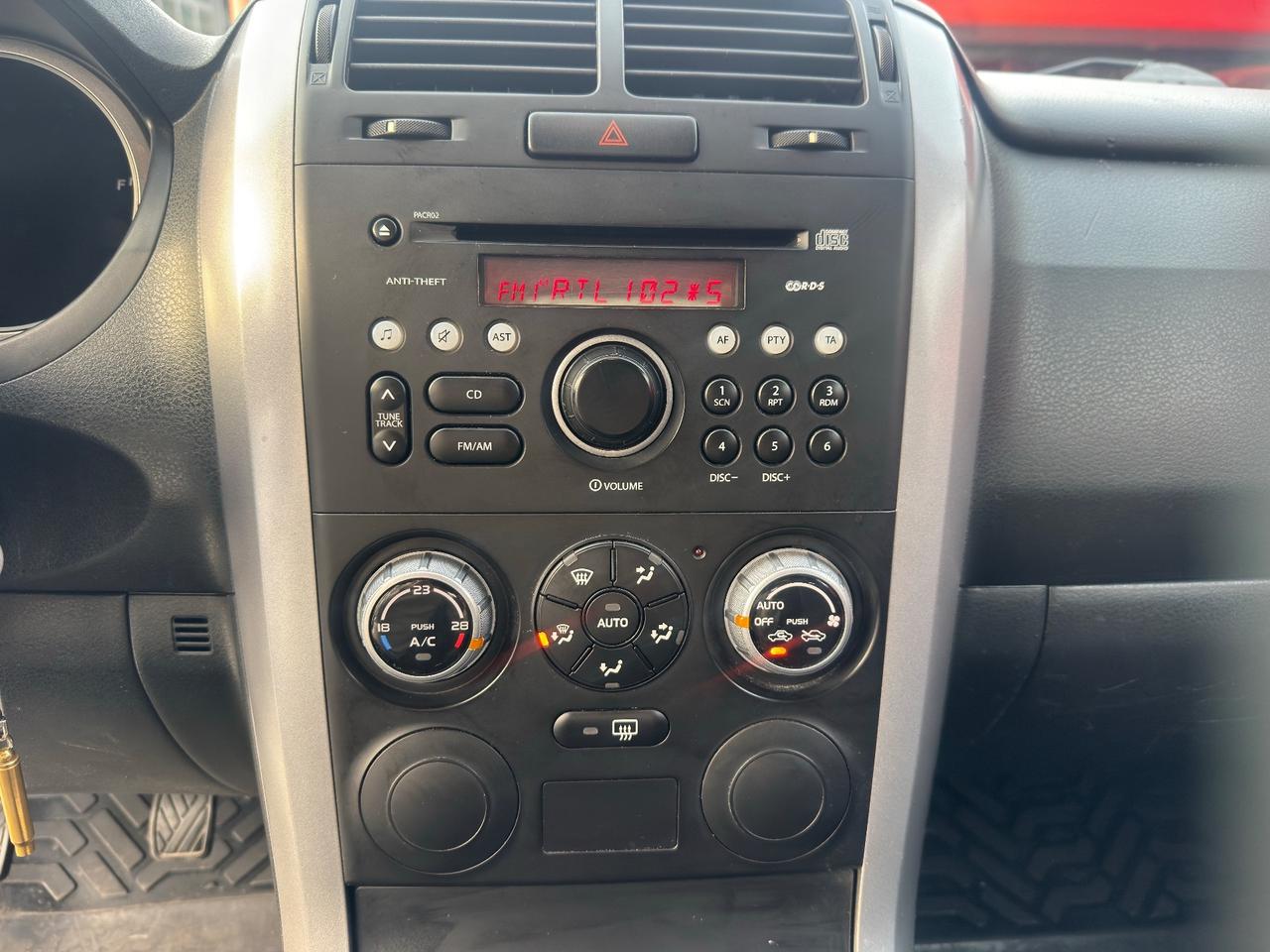 Suzuki Grand Vitara ADATTA A NEOPATENTATI 1.6 16V 3 porte