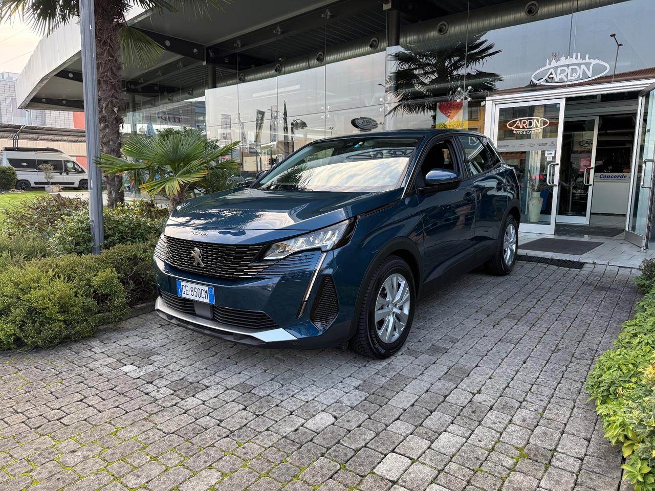 Peugeot 3008 1500tdi automatica