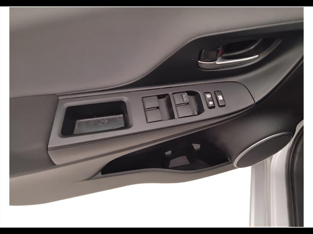 TOYOTA Yaris III 2015 - Yaris 5p 1.5h Active my16