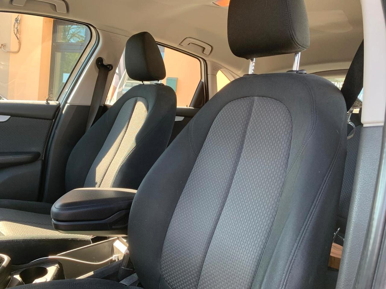 Bmw 218d Active Tourer Luxury unicoprop.