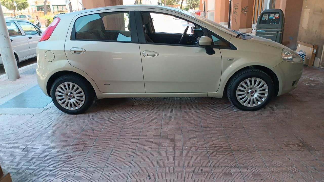 Fiat Grande Punto 1.3 MJT 75 CV 5 porte Active