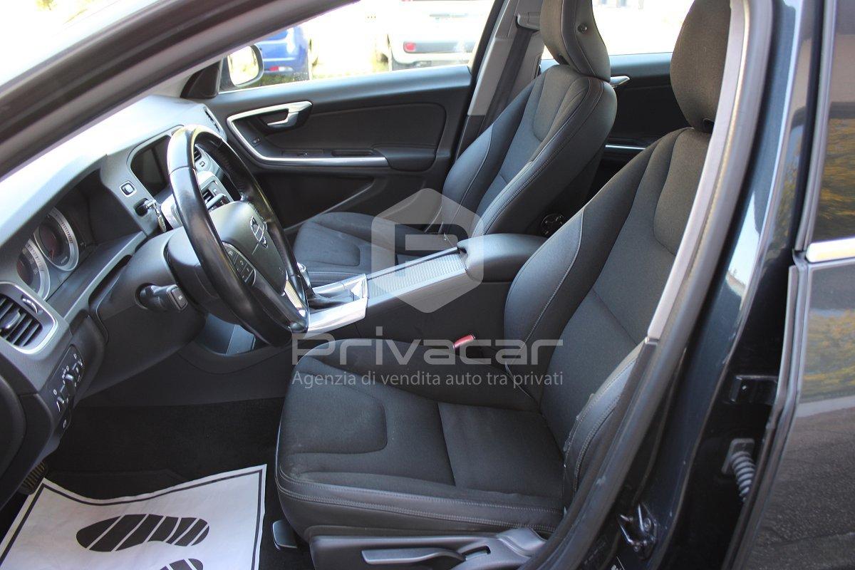VOLVO S60 D3 Geartronic Momentum