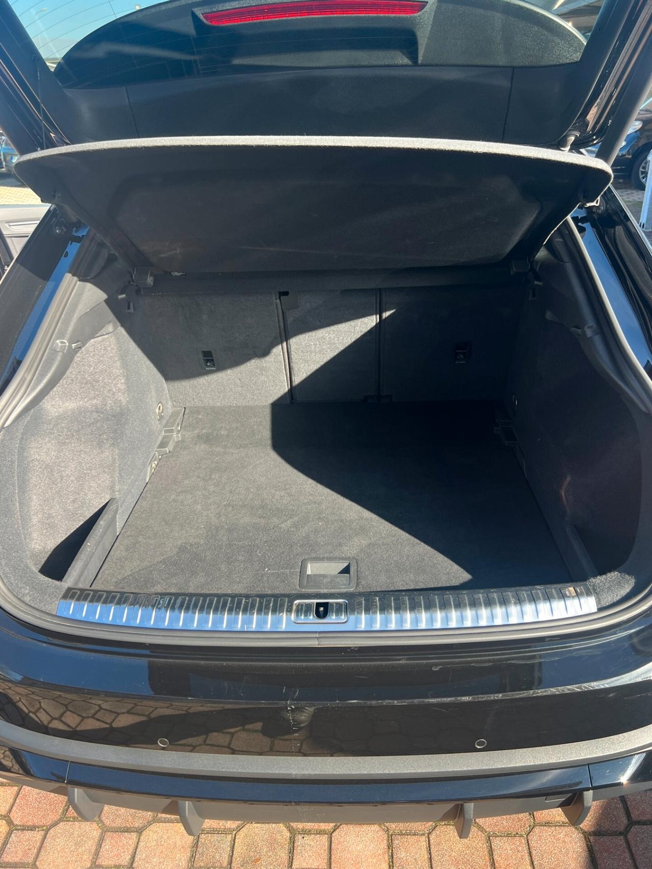 Audi Q3 35 TDI S tronic line edition