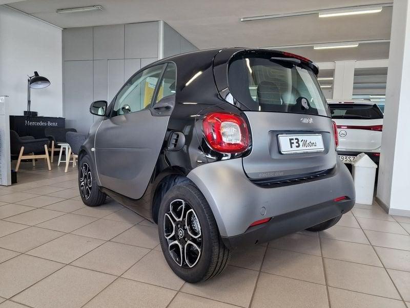 smart fortwo EQ Passion