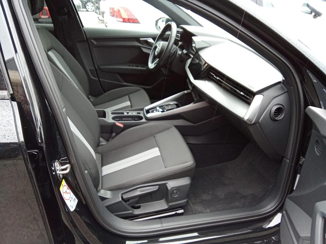 Audi A3 SPORTBACK 2.0TDI 150 cv S tronic S line edition