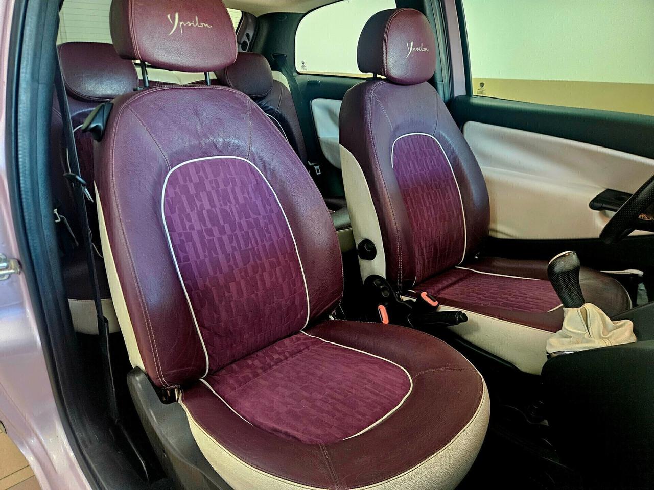 Lancia Ypsilon 1.3 MJT 75 CV Elle