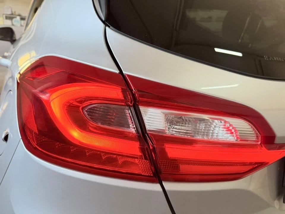 Ford Fiesta 1.0 benzina/gpl titanium