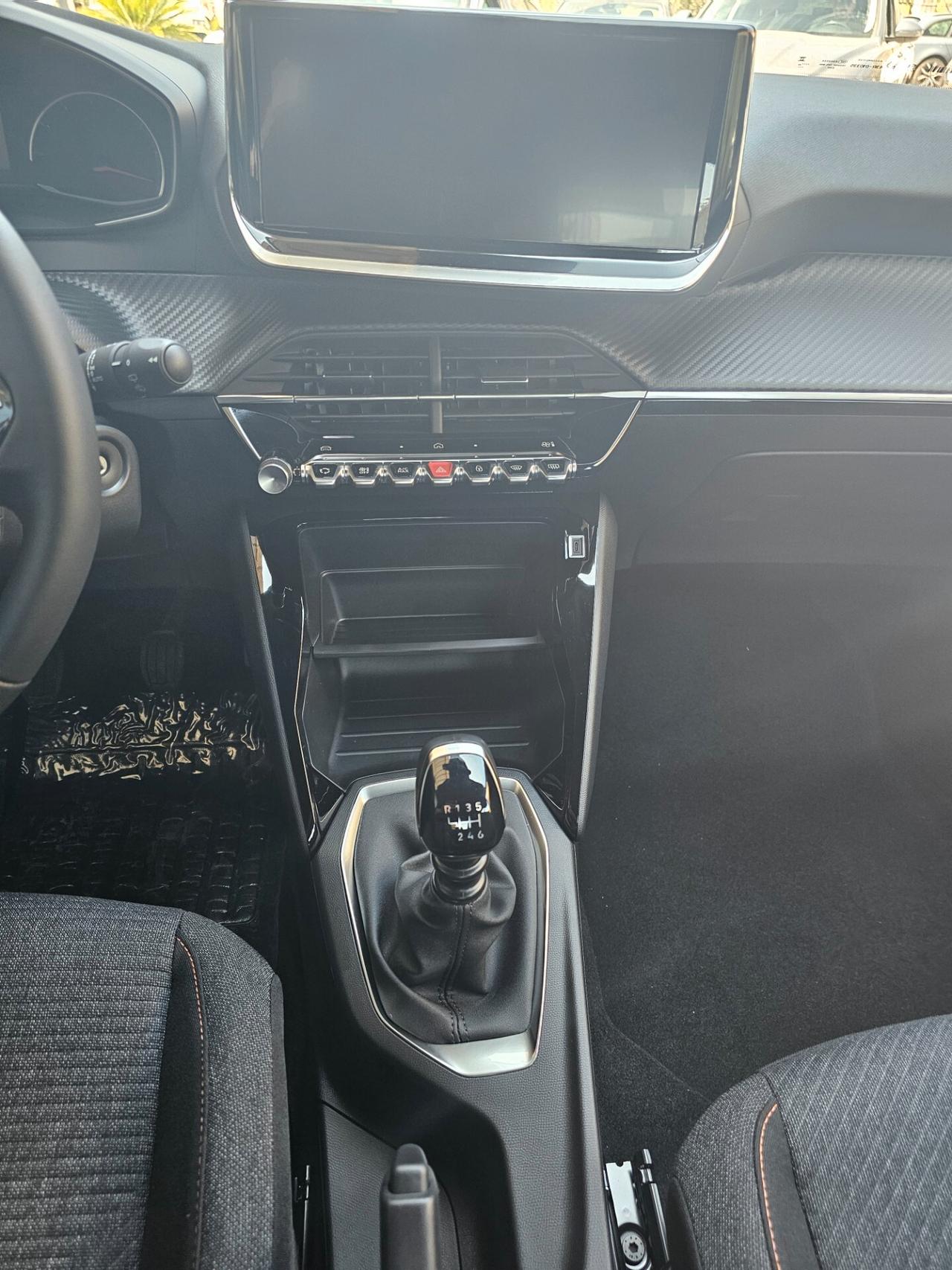 Peugeot 2008 PureTech 100 S&S Style