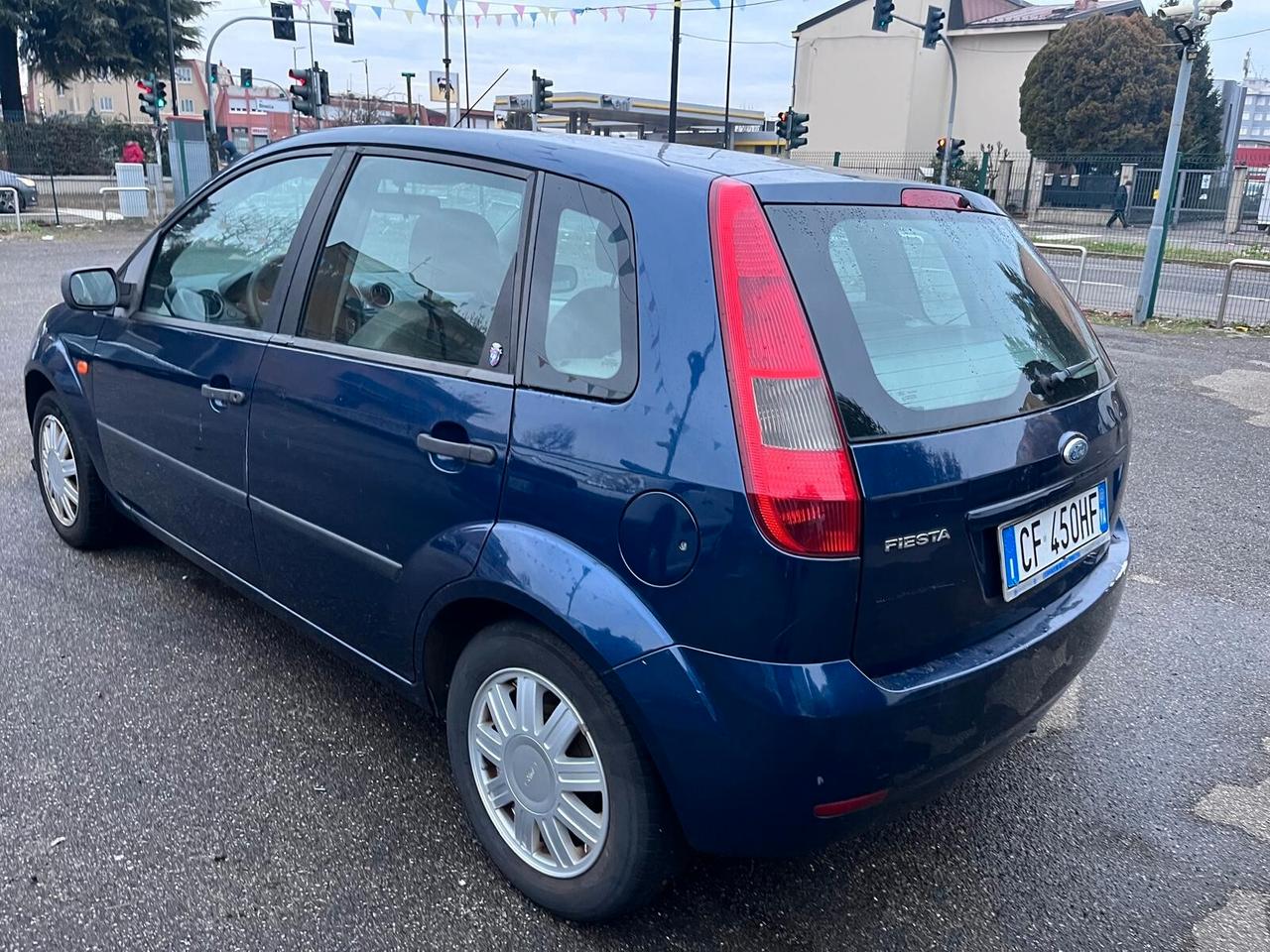 Ford Fiesta 1.4 16V 5p. Ghia - 2003