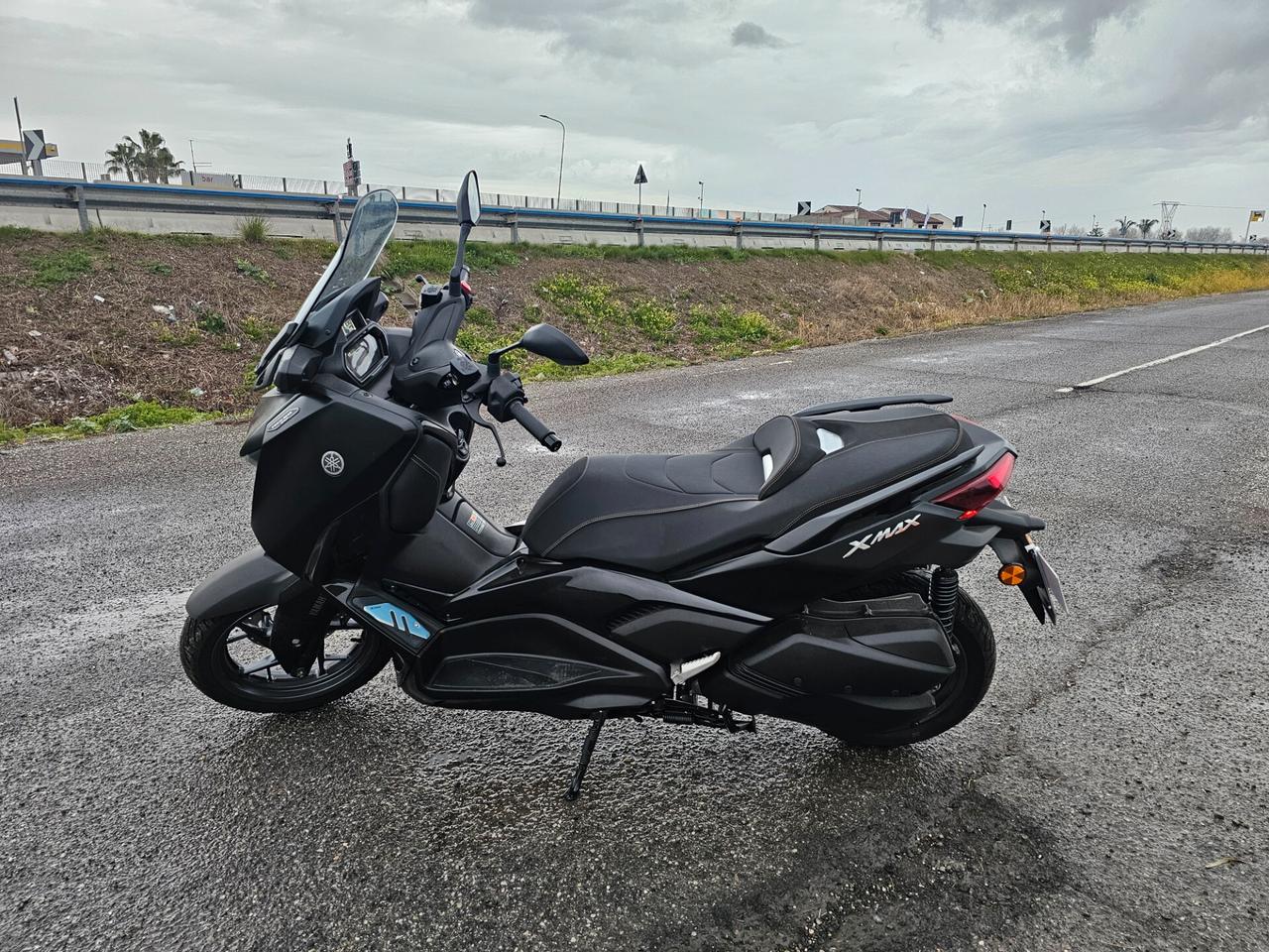 Yamaha X-Max 300 Tech max