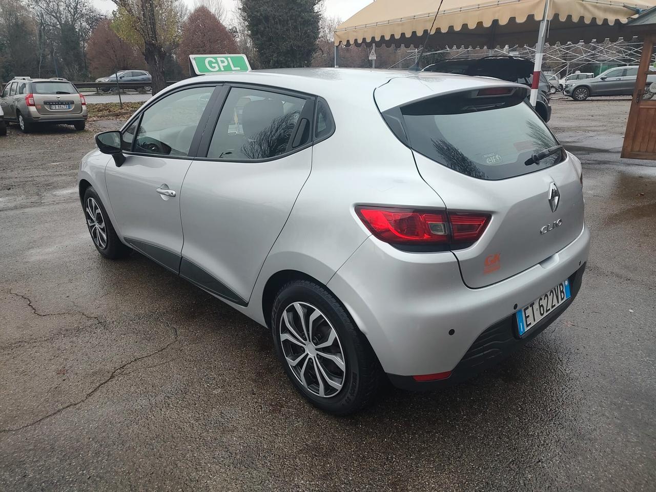 Renault Clio 1.2 75CV GPL CON SCADENZA 2034 5 porte Wave VEICOLO EURO 5B, OK NEOP, GARANZIA L.12 MESI