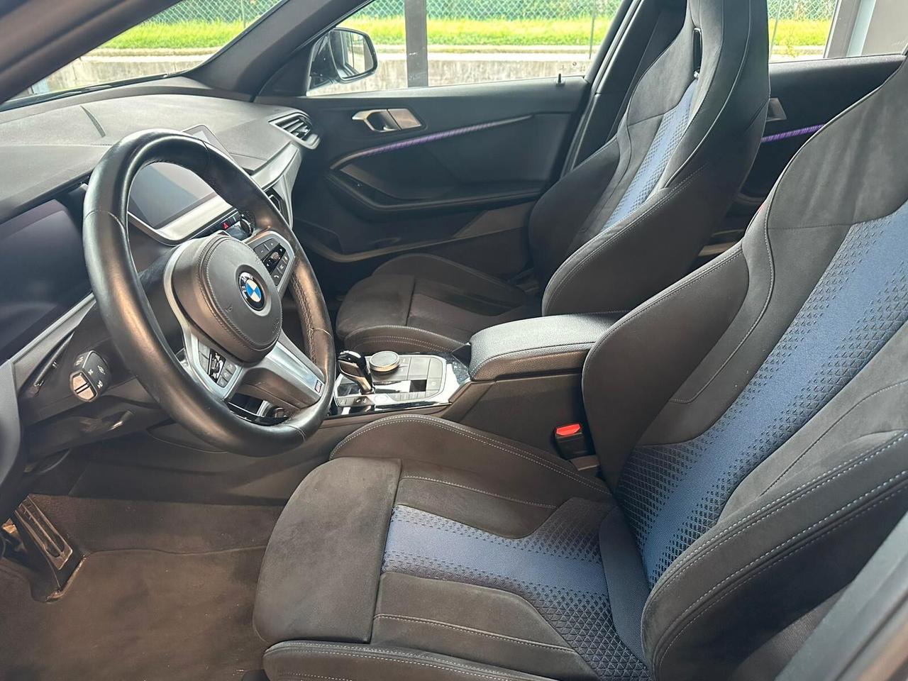 Bmw 118 118d 5p. Msport Exterior