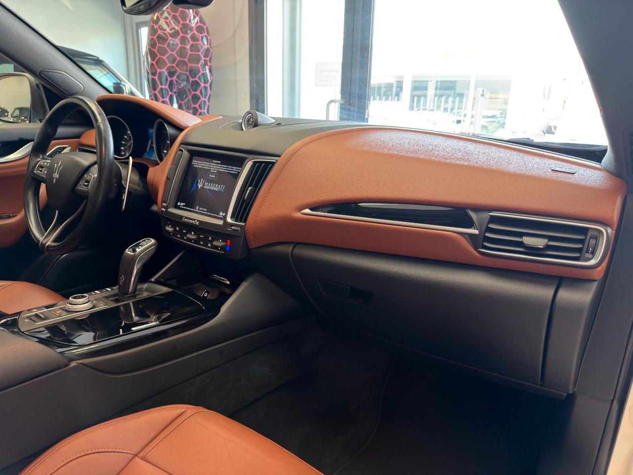 Maserati Levante V6 AWD Gransport MODENA