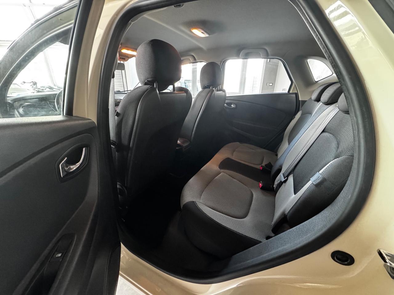 RENAULT CAPTUR 1.5 DCI R CAMBIO AUTOMATICO NEOPATENTATI