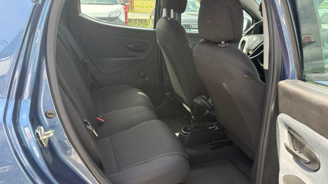 LANCIA Ypsilon 1.0 FF 5 porte S&S Hybrid Gold ** X NEOPATENTATI**