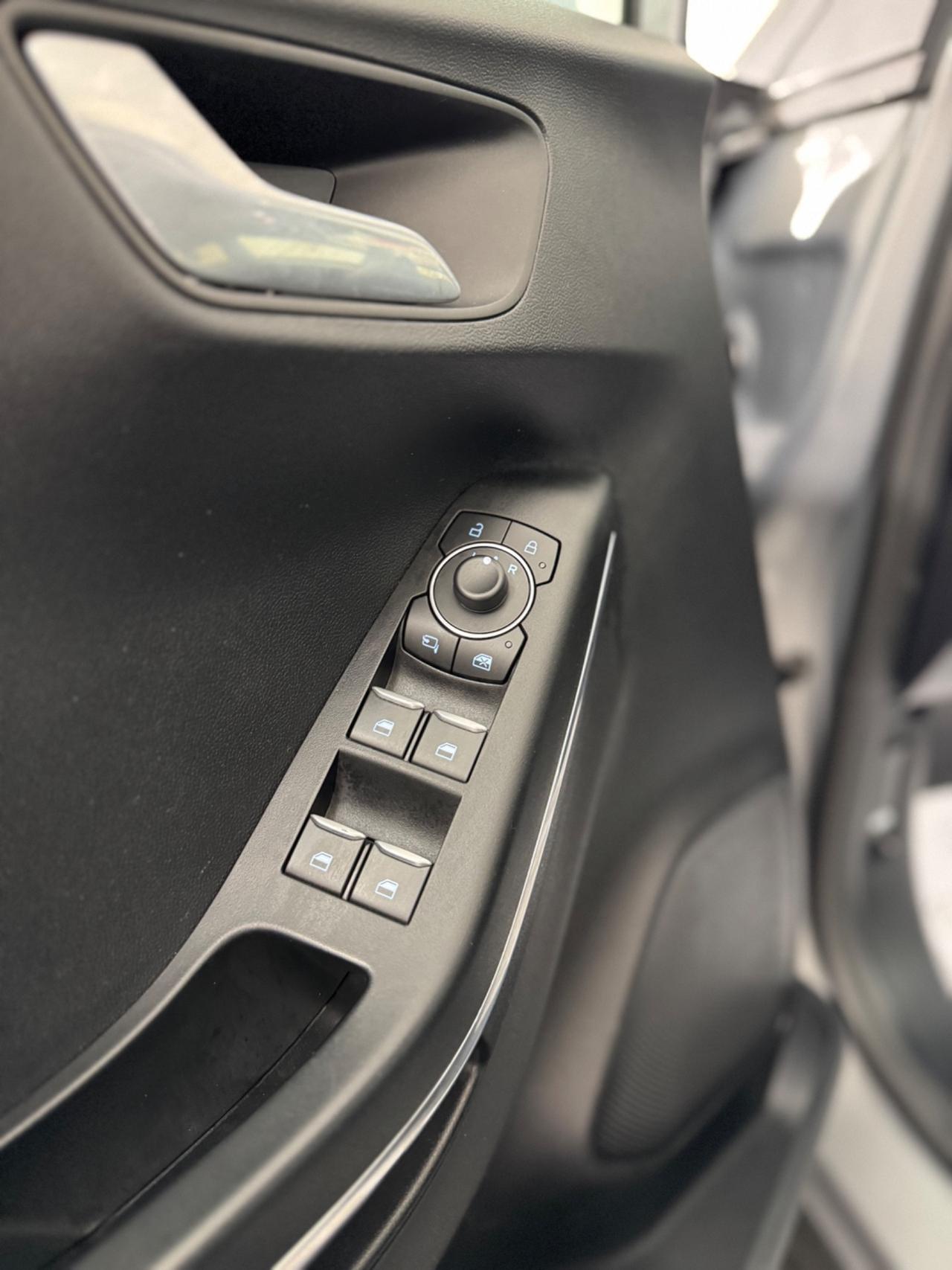 Ford Puma 1.0 EcoBoost Hybrid 125 CV S&S Titanium Design