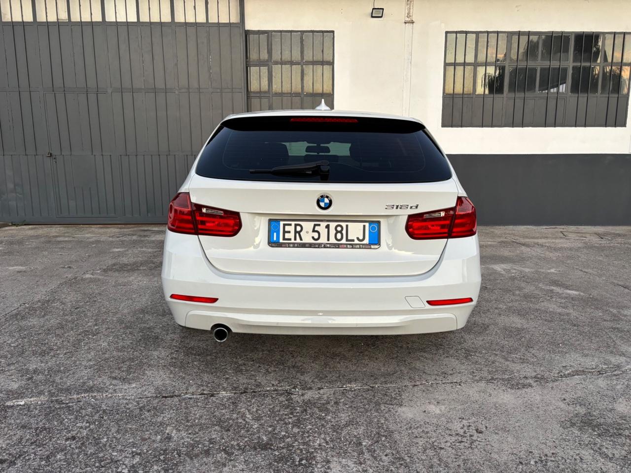 Bmw 318d 143cv. Garanzia 12 mesi. Neopatentati