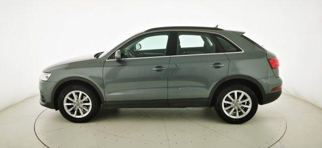 AUDI Q3 2.0 TDI 120 CV Business
