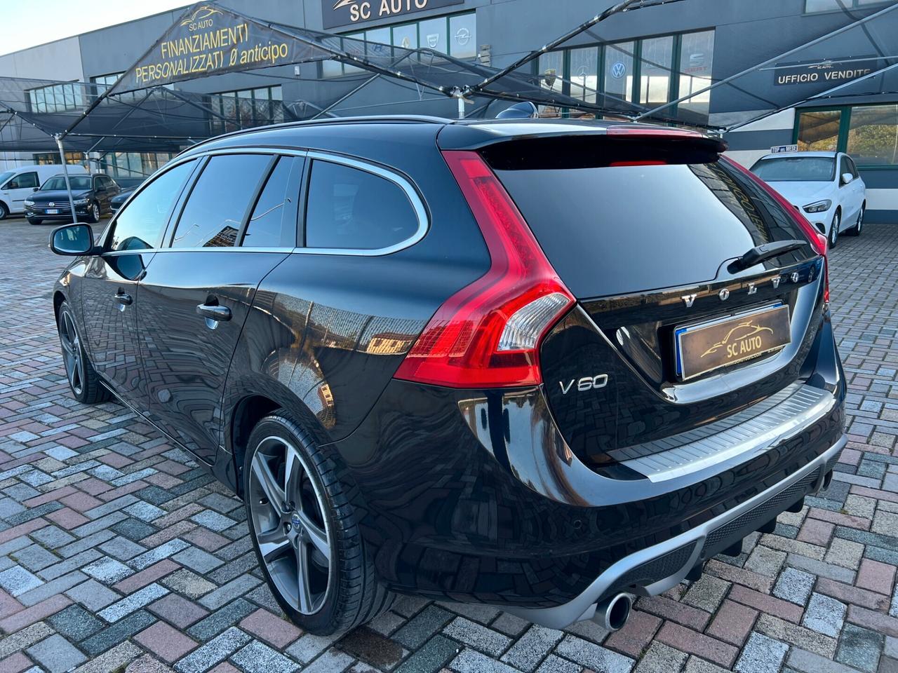 Volvo V60 D5 R-design TUA A RATE SENZA ANTICIPO