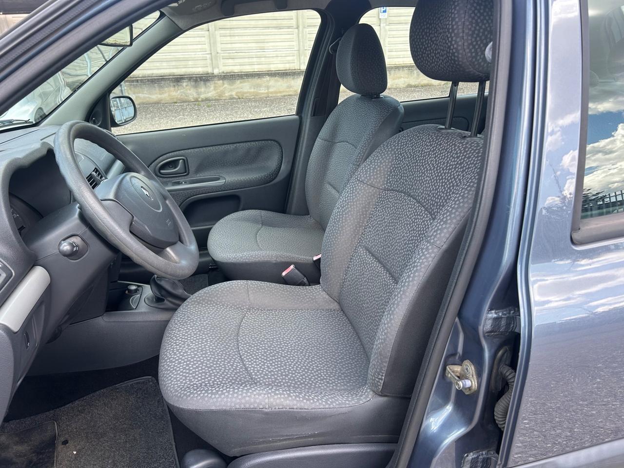 Renault Clio Storia 1.2 5 porte GPL