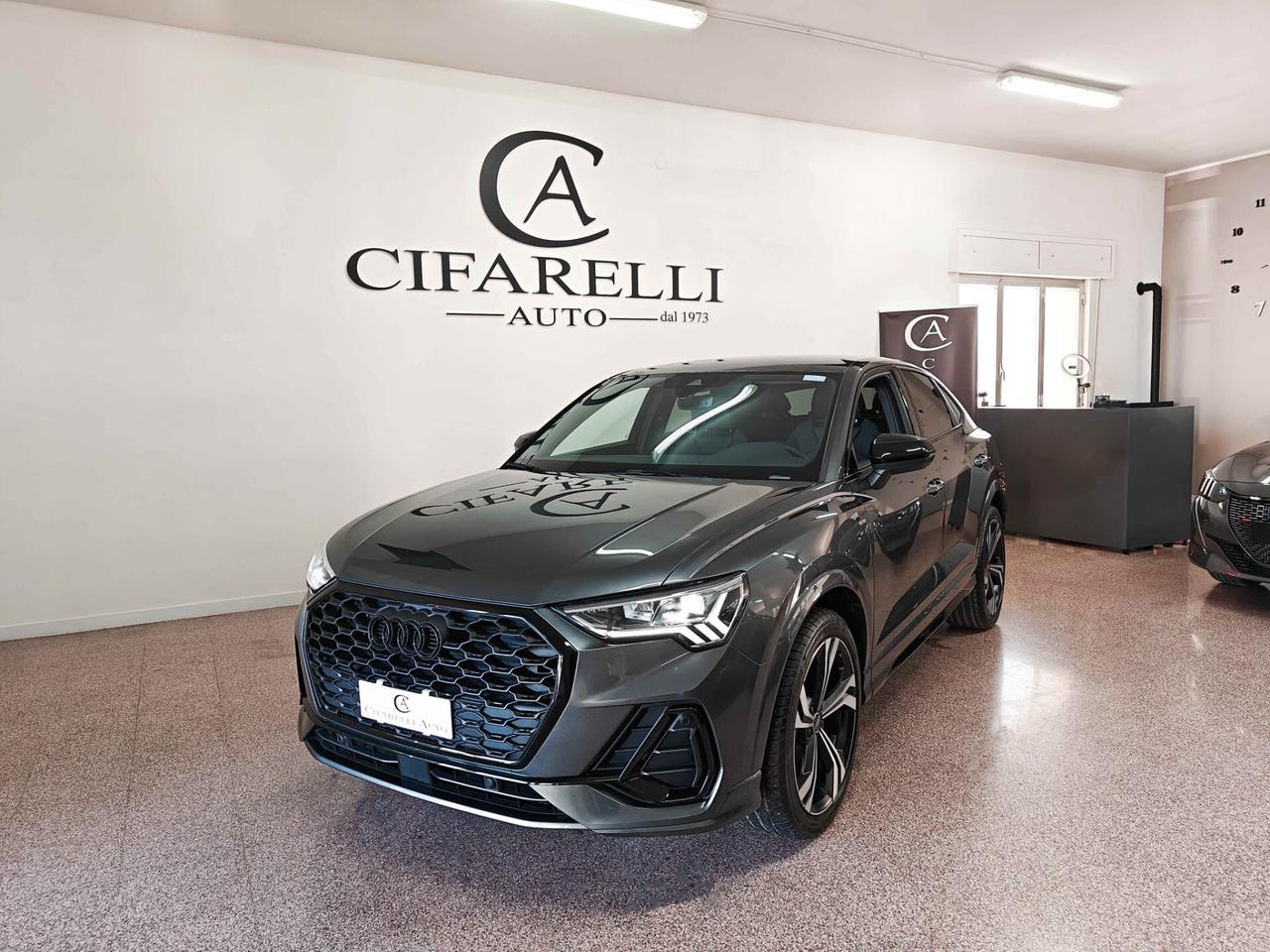 Audi Q3 SPB 35 TDI S tronic Identity Black S-Line