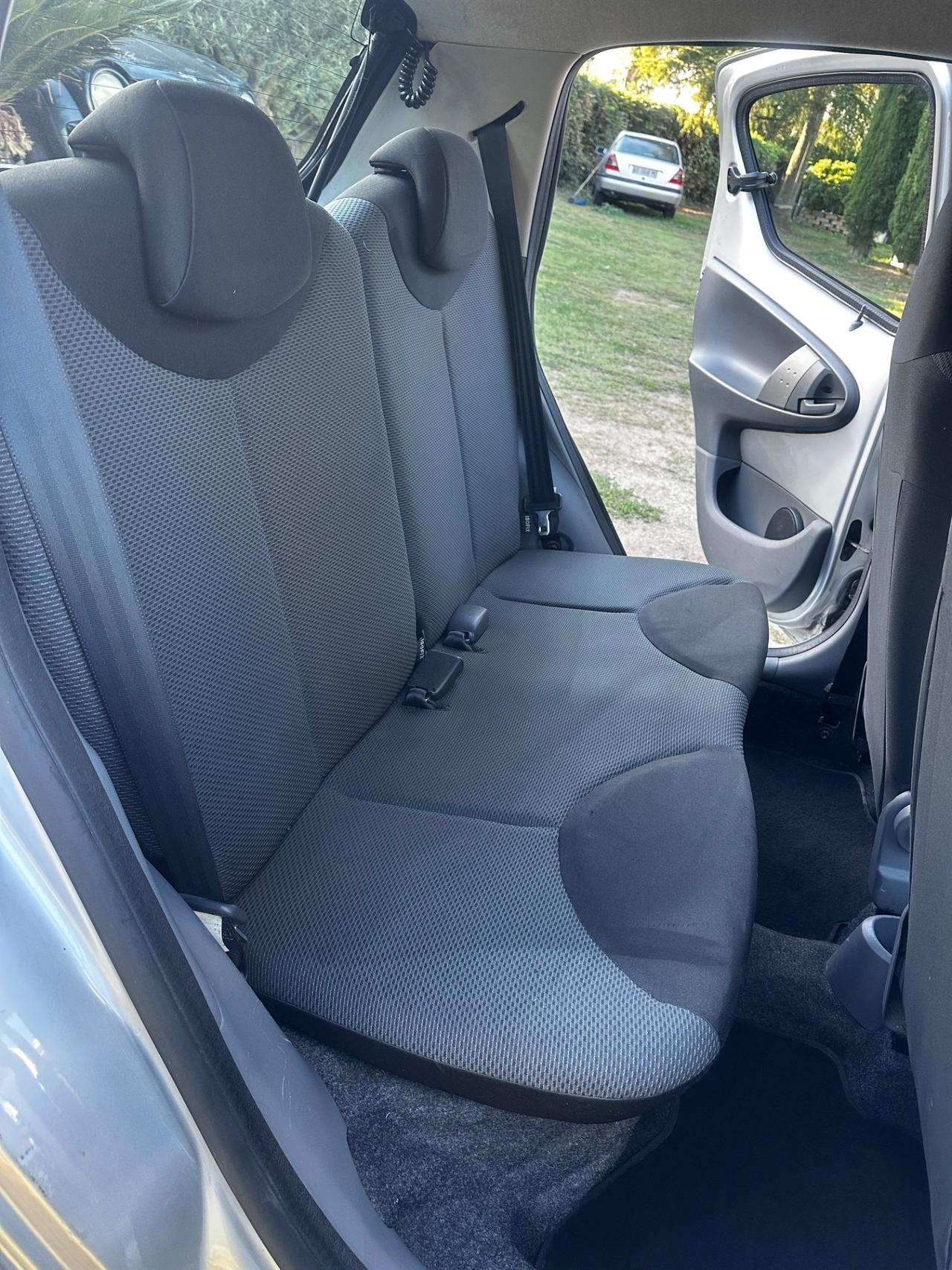 Toyota Aygo 1.0 12V VVT-i 5 porte Sol