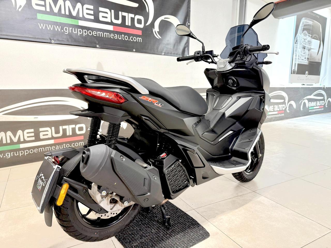Aprilia SR GT 200