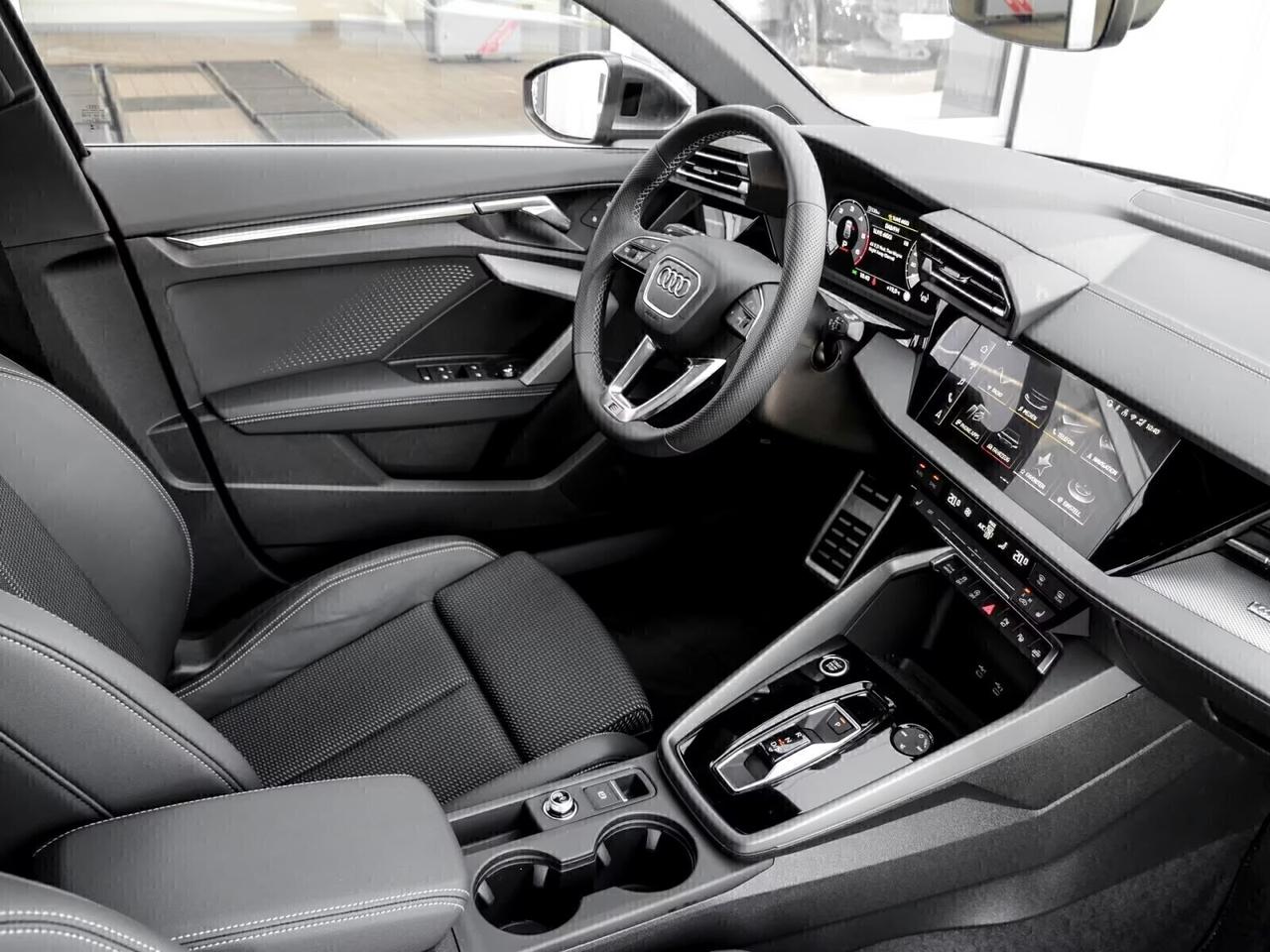 Audi A3 SPORTBACK 35 TDI S tronic S line edition PANORAMA + FARI MATRIX + CAMERA + R18