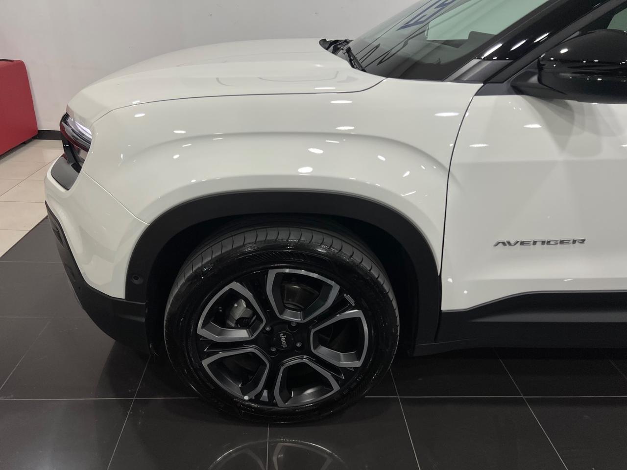 JEEP AVENGER 1.2 Turbo E-Hybrid mhev Summit