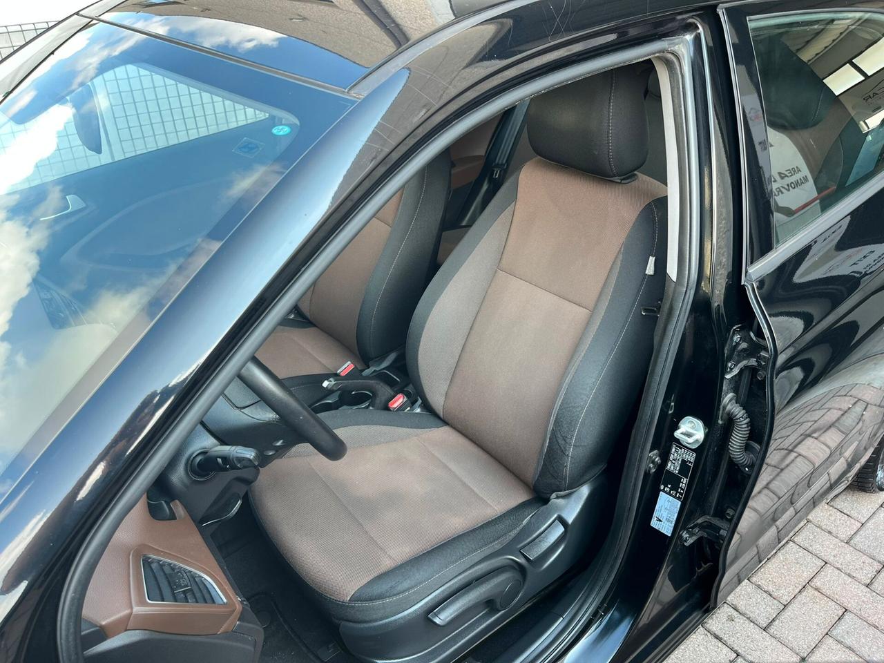 Hyundai i20 1.2 5 porte Blackline 84000km