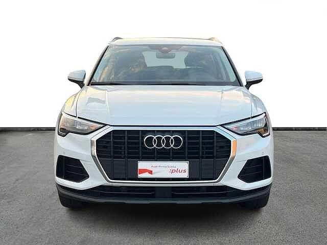 Audi Q3 35 TDI S tronic Business