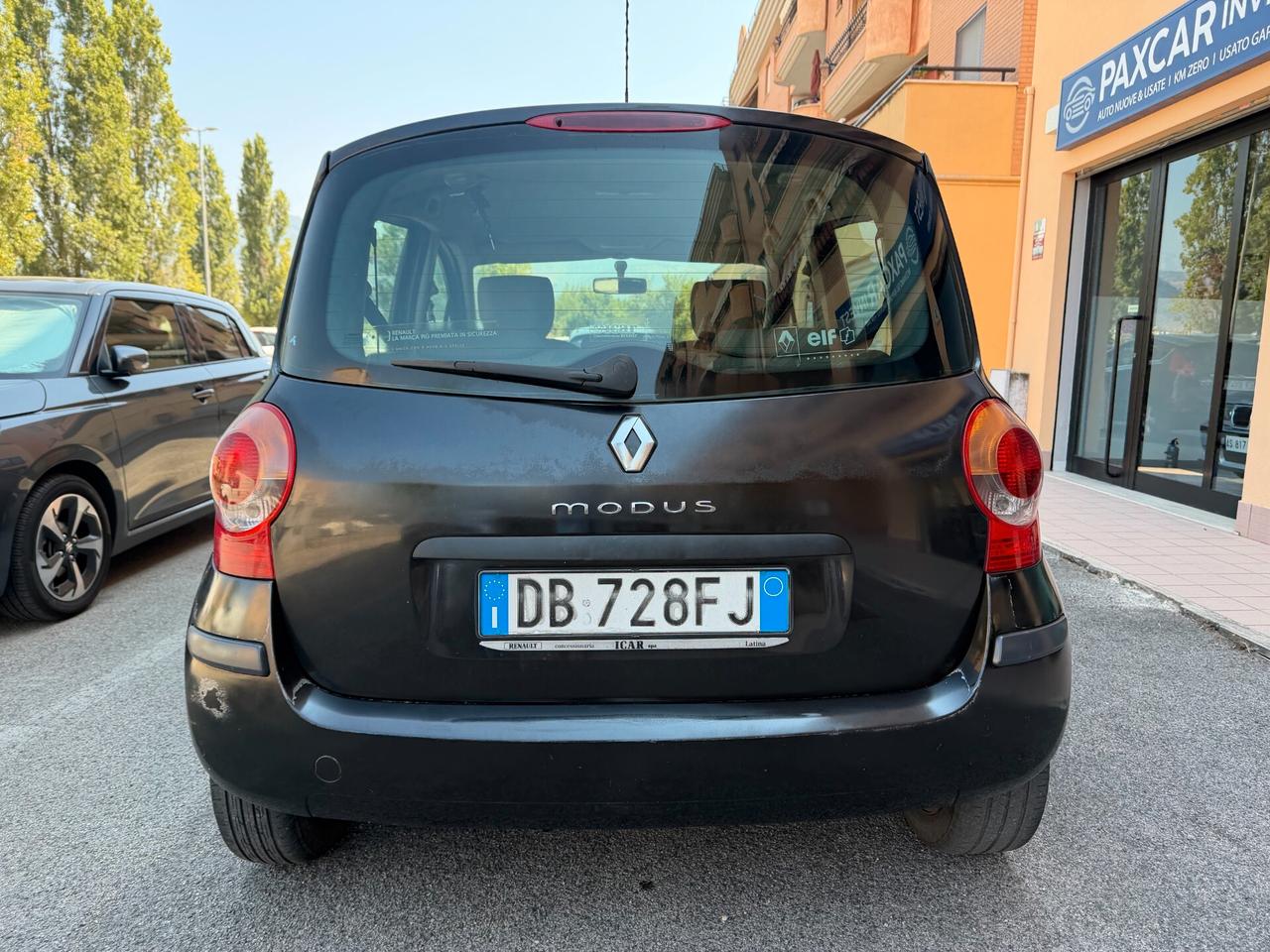 Renault Modus 1.2 16V Luxe Privilège
