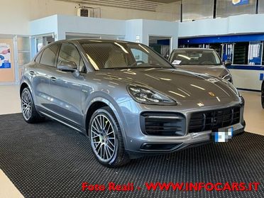 PORSCHE Cayenne Coupé 3.0 V6 E-Hybrid PHEV 148.000 euro listino