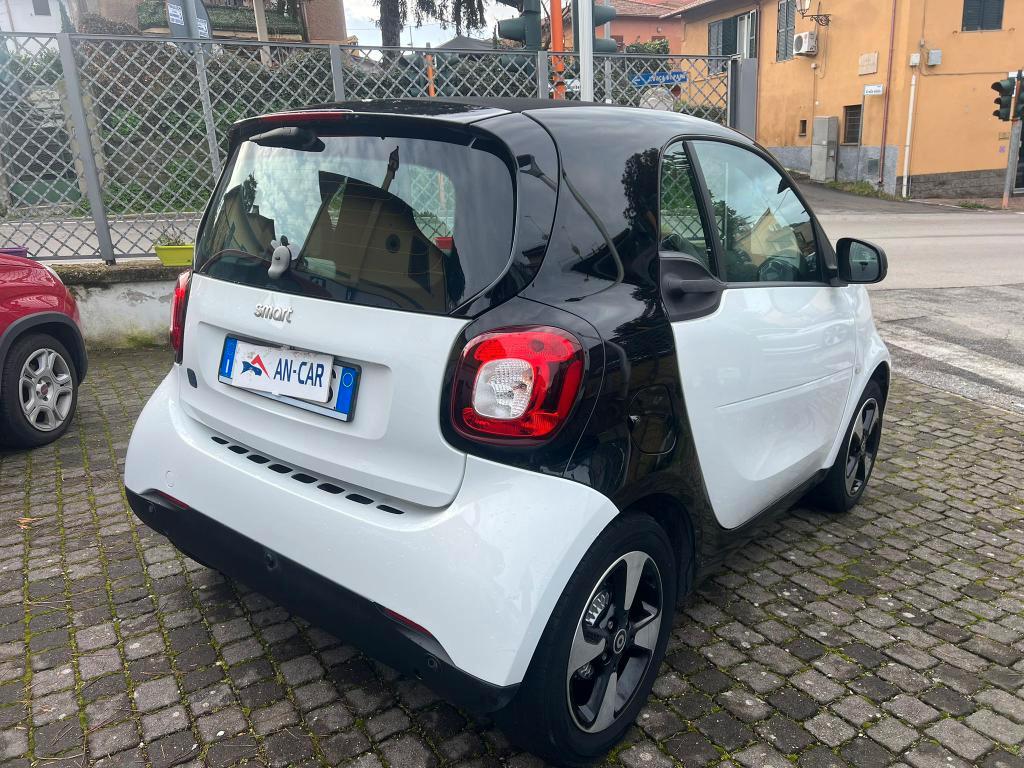 Smart fortwo eq Passion 22kW