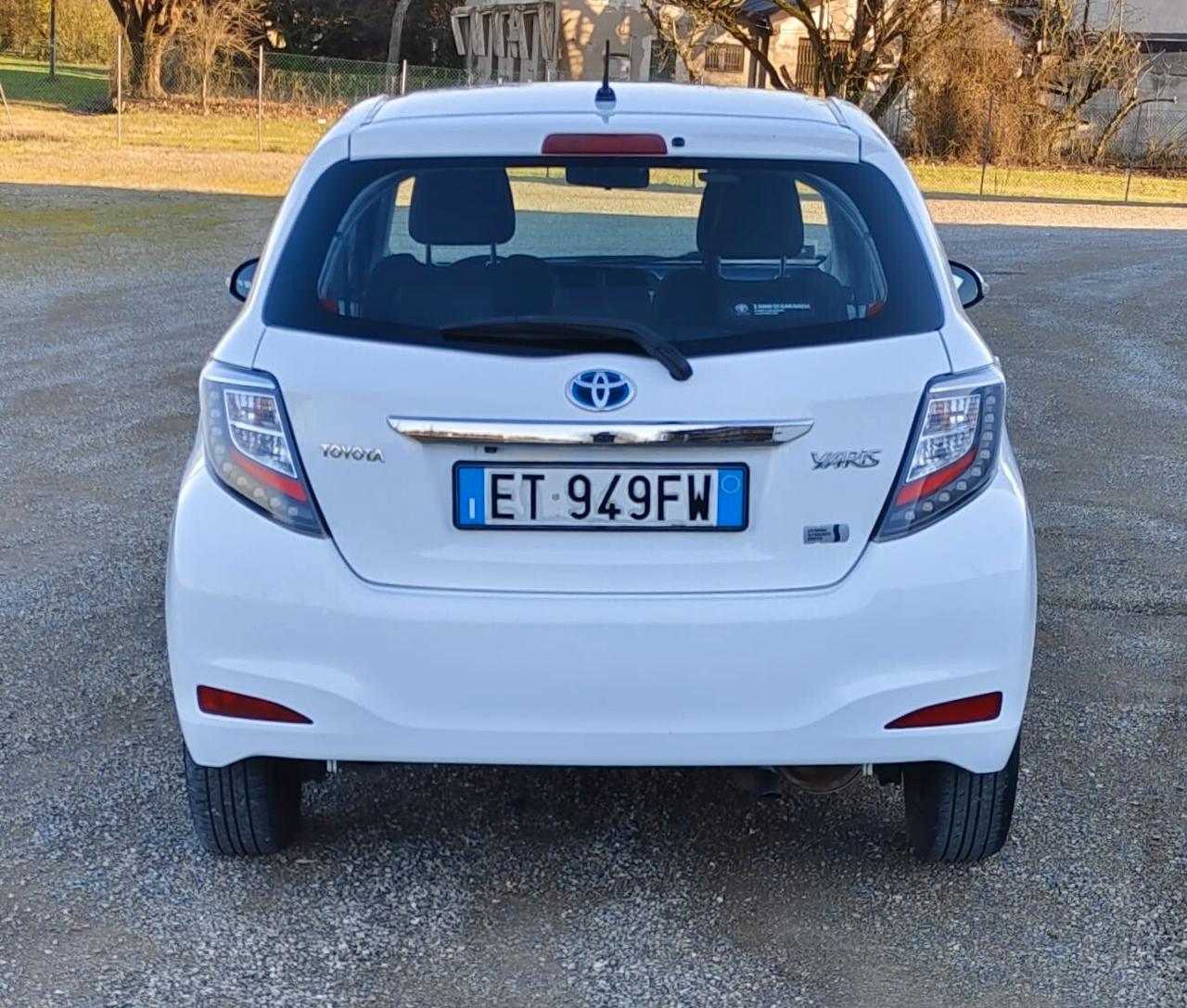 Toyota Yaris 1.5 Hybrid 5 porte Lounge