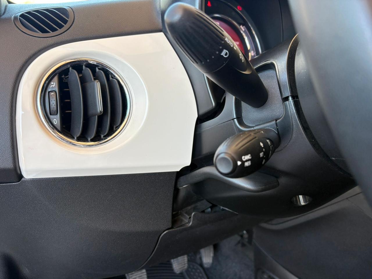 Fiat 500 1.0 Hybrid Lounge con Navi