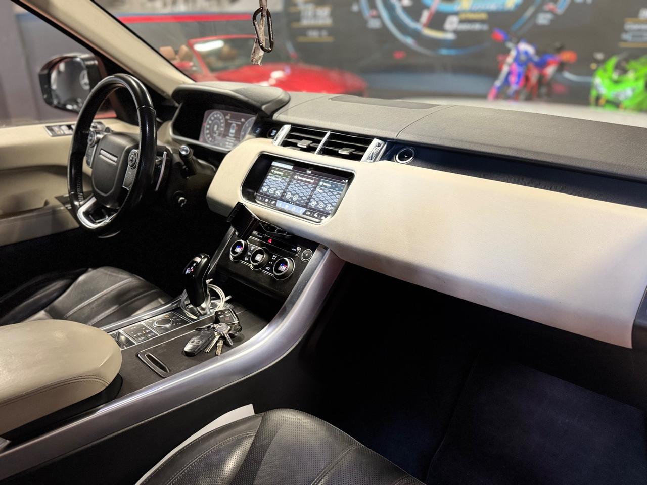 Land Rover Range Sport 3.0 TDV6 HSE Dynamic