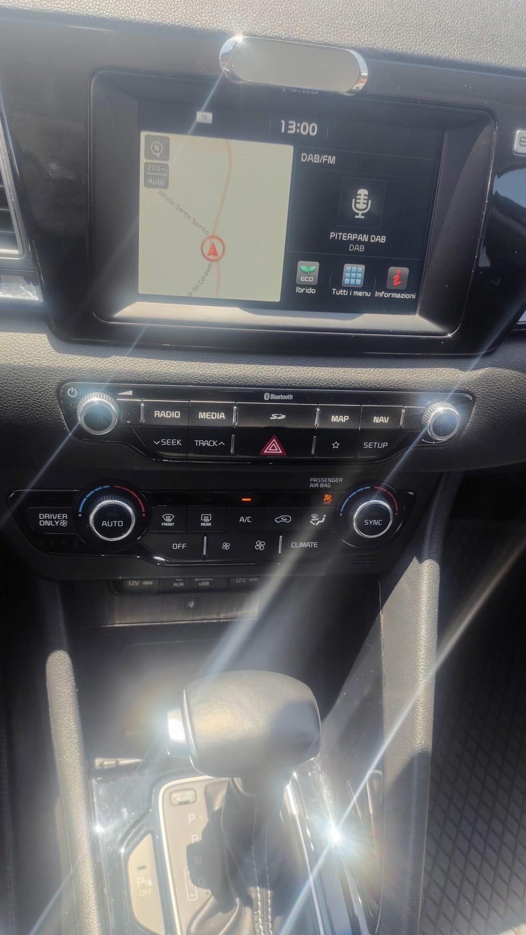 Kia Niro 1.6 GDi DCT HEV Urban