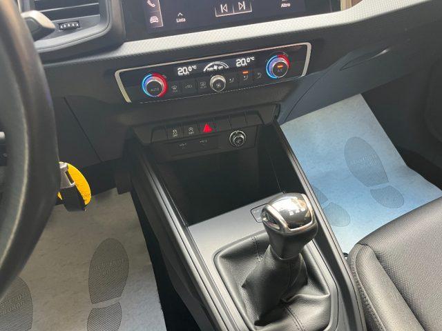 AUDI A1 1.0 TFSI Admired *FullLED*CockPit*